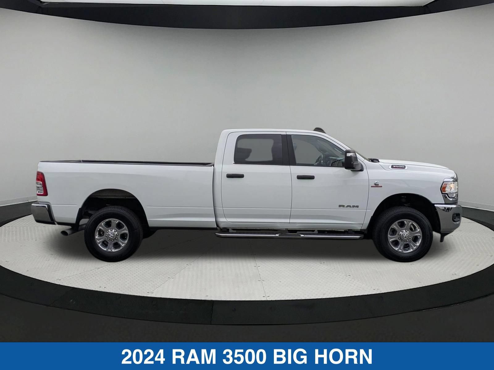 Used 2024 RAM 3500 Big Horn AWD/4WD image 2