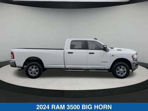 Used 2024 RAM 3500 Big Horn AWD/4WD image 2