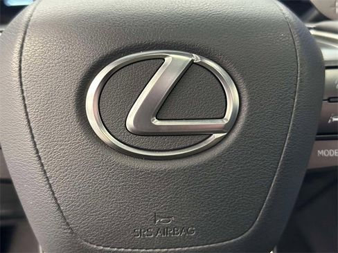Used 2024 Lexus GX 550 image 27