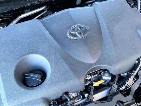 New 2026 Toyota Camry Hybrid AWD/4WD image 17