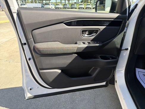 New 2026 Honda Pilot Sport image 11