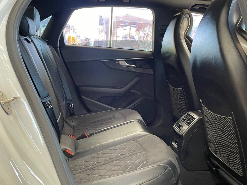 Used 2023 Audi S4 Premium w/ Convenience Package AWD/4WD image 22