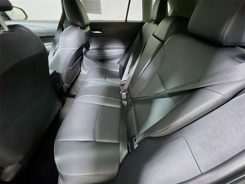 Certified 2023 Toyota Corolla Cross XLE image 22