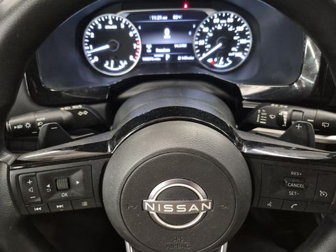 Used 2022 Nissan Pathfinder S FWD image 26