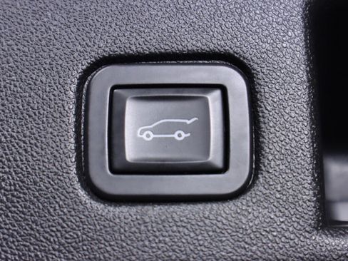 Used 2019 Chevrolet Equinox LT AWD/4WD image 35