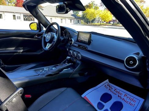 Used 2018 MAZDA MX-5 Miata Grand Touring image 29