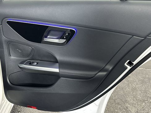 Used 2025 Mercedes-Benz C 300 Sedan image 31