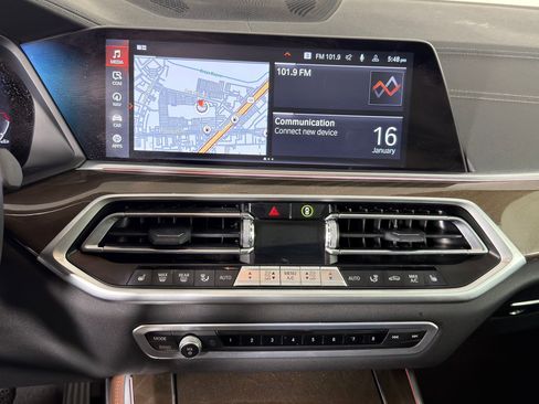 Used 2023 BMW X5 sDrive40i w/ Parking Assistance Package image 24