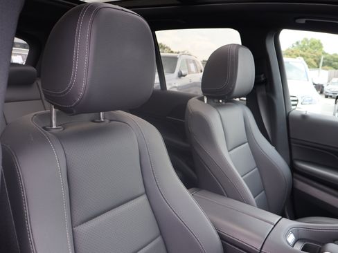 Certified 2025 Mercedes-Benz GLE 450e 4MATIC w/ Driver Assistance Package image 30