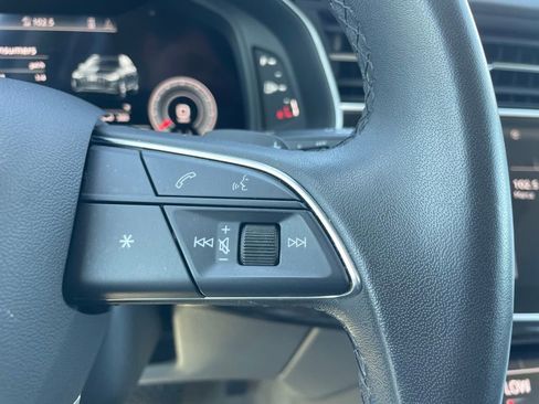 Used 2023 Audi Q7 3.0T Premium Plus image 11