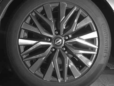 Used 2025 Nissan Altima 2.5 SV image 14