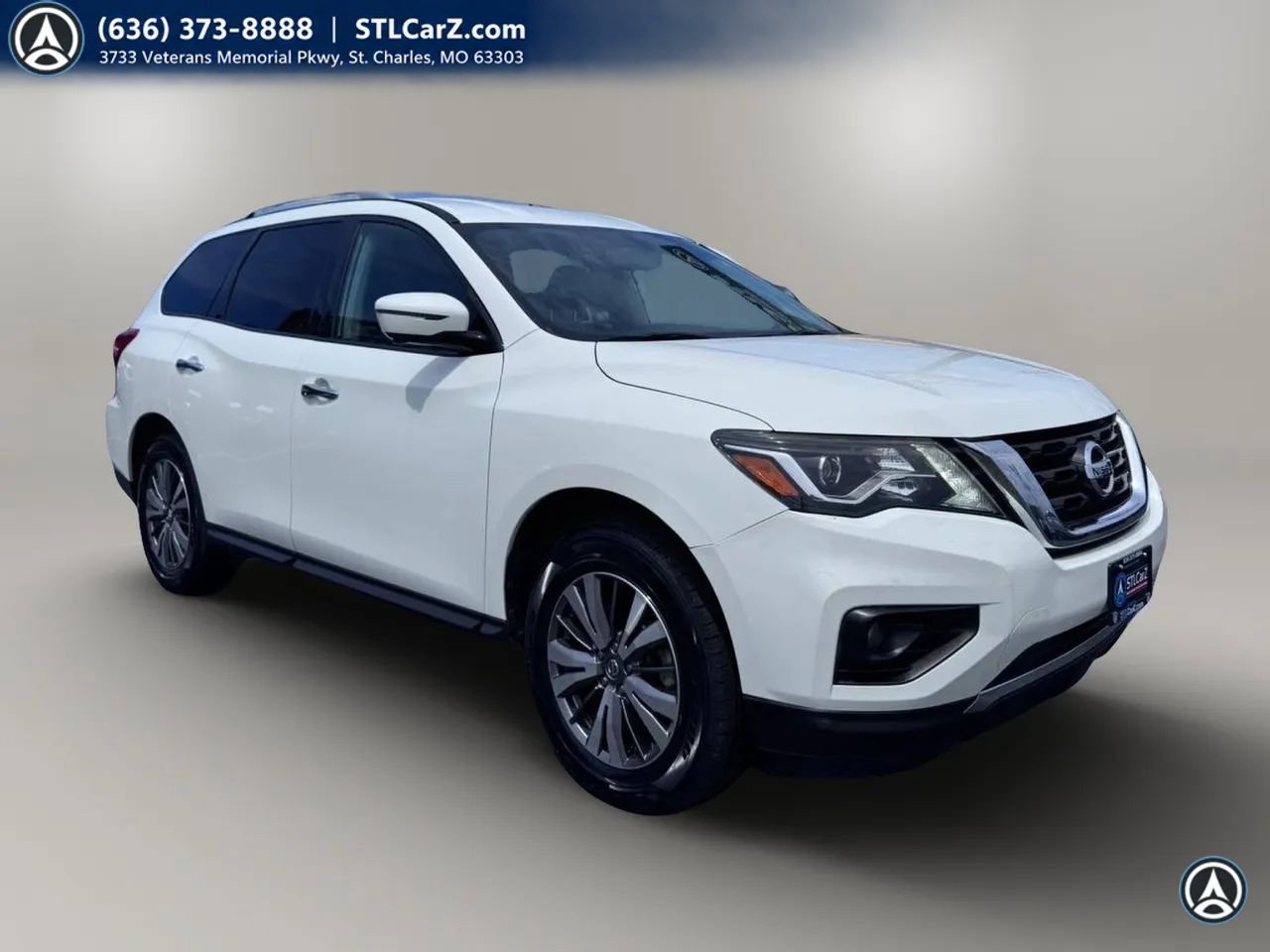 Used 2020 Nissan Pathfinder SL AWD/4WD image 1
