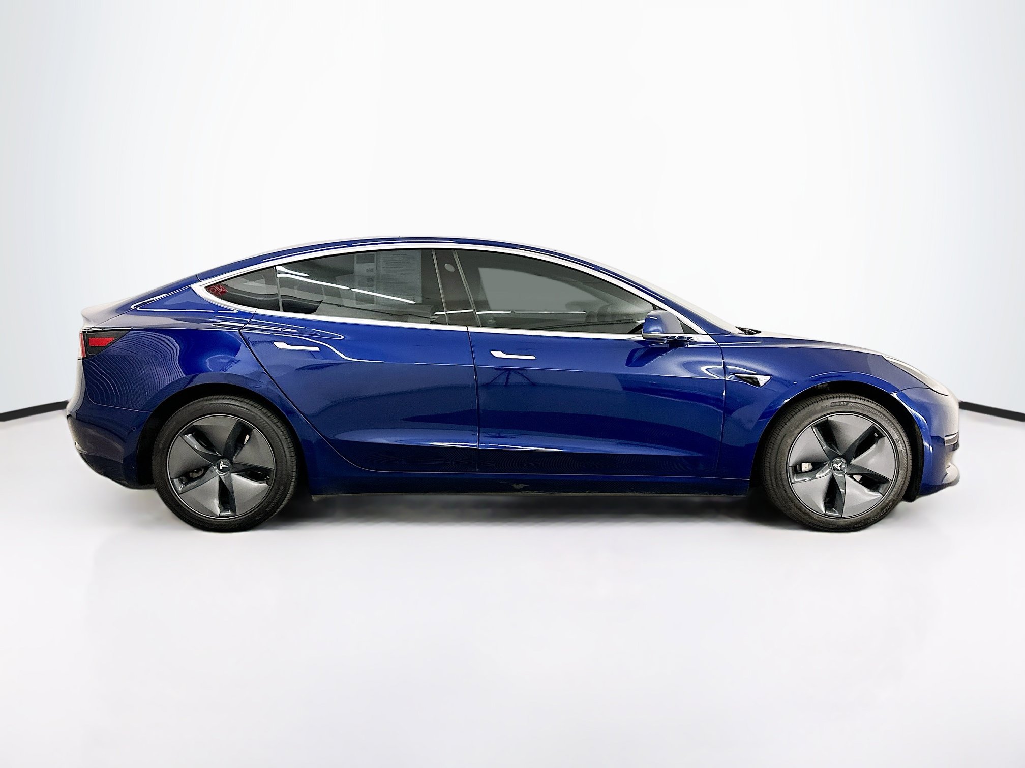 Used 2018 Tesla Model 3 Long Range AWD/4WD image 10
