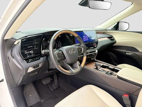 Used 2023 Lexus RX 350 Premium Plus w/ Cold Area Package FWD image 27