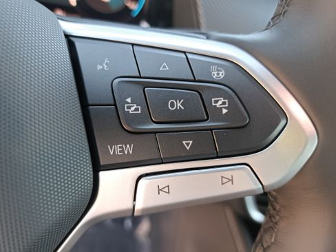 New 2026 Volkswagen Atlas Cross Sport SEL Premium R-Line AWD/4WD image 19