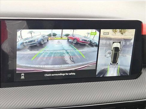 New 2026 Nissan Kicks SR image 14