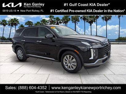 Used 2023 Hyundai Palisade SE w/ Cargo Package