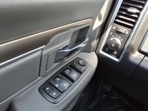 Used 2018 RAM 3500 Big Horn AWD/4WD image 24