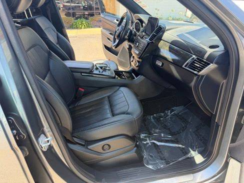 Used 2017 Mercedes-Benz GLS 450 4MATIC w/ Premium Package image 20