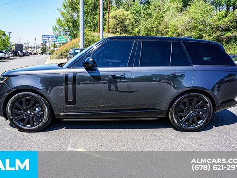 Used 2023 Land Rover Range Rover SE image 7