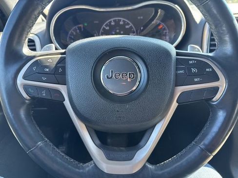 Used 2015 Jeep Grand Cherokee Altitude image 24