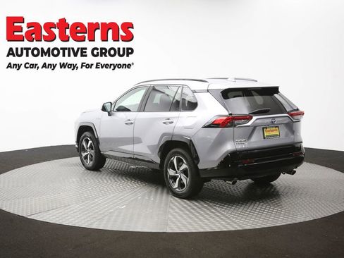 Used 2022 Toyota RAV4 SE image 65