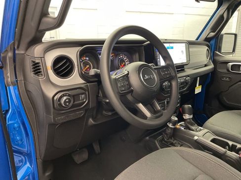 New 2026 Jeep Gladiator Sport image 13