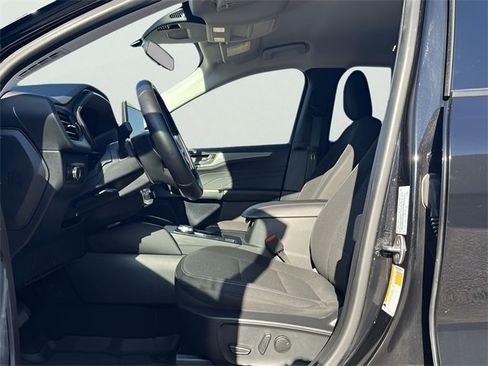 Used 2024 Ford Escape Active w/ Tech Pack #1 image 17
