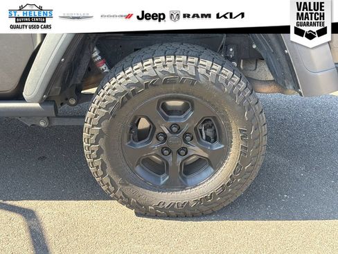 Used 2021 Jeep Gladiator Rubicon AWD/4WD image 27