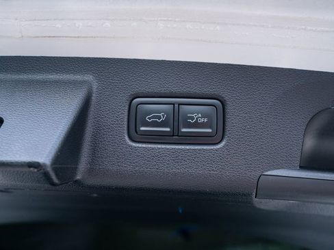 Used 2024 Kia Telluride EX w/ EX Captain's Chair Package FWD image 51