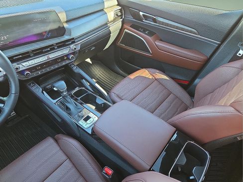 Used 2025 Kia Telluride SX Prestige image 13