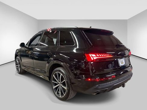 Used 2025 Audi Q7 2.0T Premium Plus w/ Premium Plus Package AWD/4WD image 3
