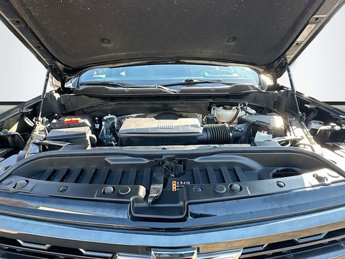 Used 2022 Chevrolet Silverado 1500 ZR2 w/ Technology Package image 31