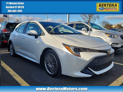 Used 2022 Toyota Corolla SE image 1