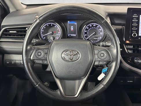Used 2022 Toyota Camry SE FWD image 23