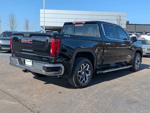 Used 2023 GMC Sierra 1500 SLT w/ SLT Premium Package image 4