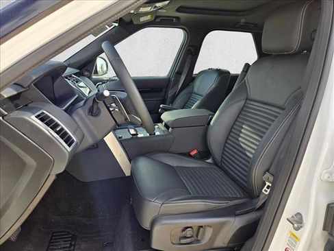 Certified 2025 Land Rover Discovery S AWD/4WD image 16