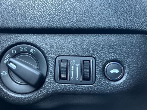 Used 2023 Dodge Charger GT image 13