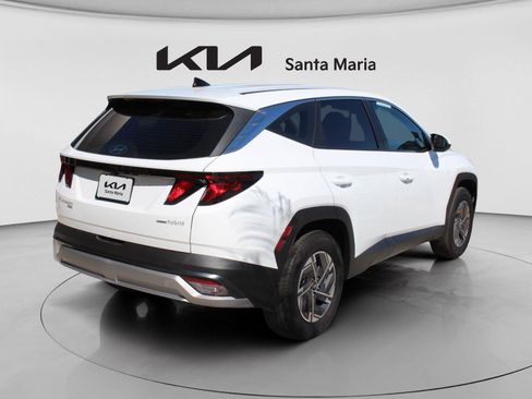 Used 2026 Hyundai Tucson Blue SE image 9