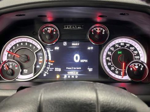 Used 2019 RAM 1500 Big Horn AWD/4WD image 16