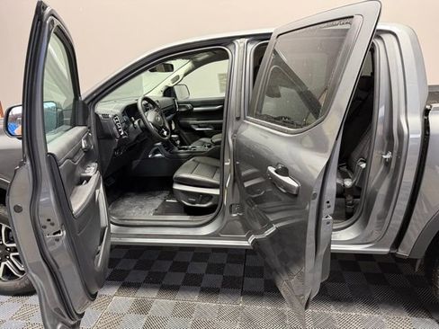 New 2025 Ford Ranger Lariat image 13