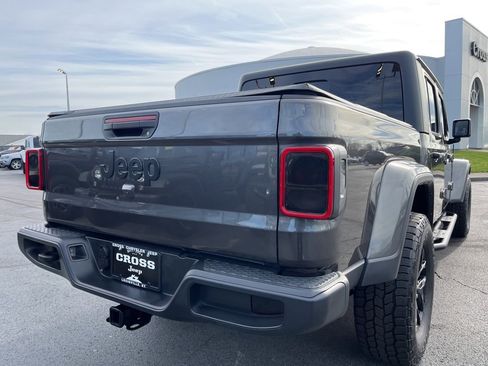 Used 2022 Jeep Gladiator Sport image 48