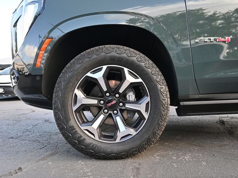 Certified 2026 GMC Yukon AT4 Ultimate AWD/4WD image 30