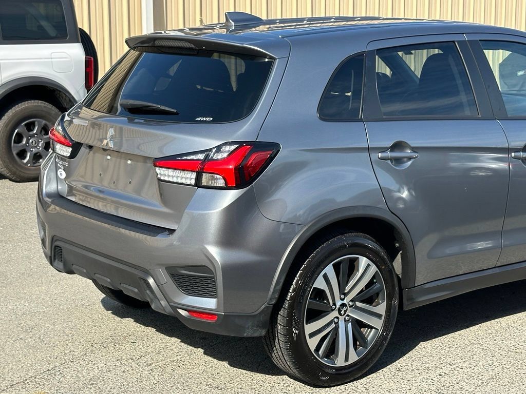 Used 2024 Mitsubishi Outlander Sport ES AWD/4WD image 37