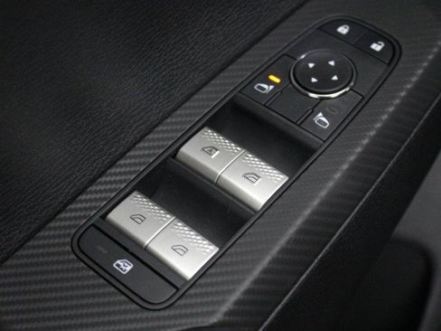 New 2026 Mitsubishi Outlander ES image 16