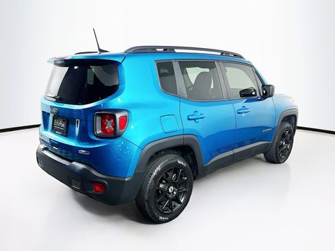 Used 2022 Jeep Renegade Latitude w/ Convenience Group image 9