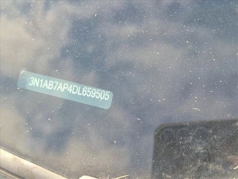 Used 2013 Nissan Sentra FWD image 16