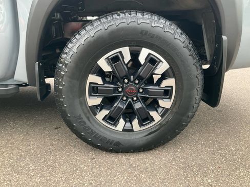 Used 2023 Nissan Frontier PRO-4X w/ Pro Convenience Package AWD/4WD image 28
