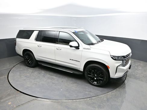 Used 2023 Chevrolet Suburban High Country w/ Max Trailering Package AWD/4WD image 25