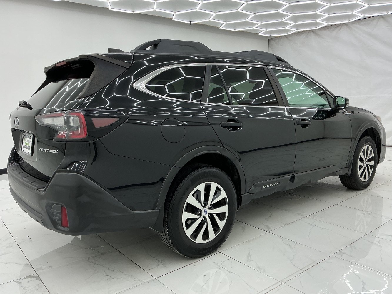 Used 2020 Subaru Outback Premium w/ Popular Package #1 AWD/4WD image 11